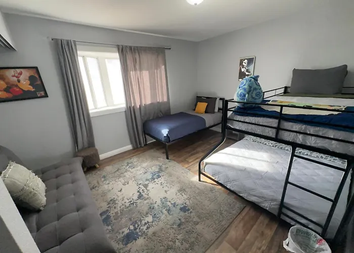 Molino 3 Bedroom 2 Bath With Pool